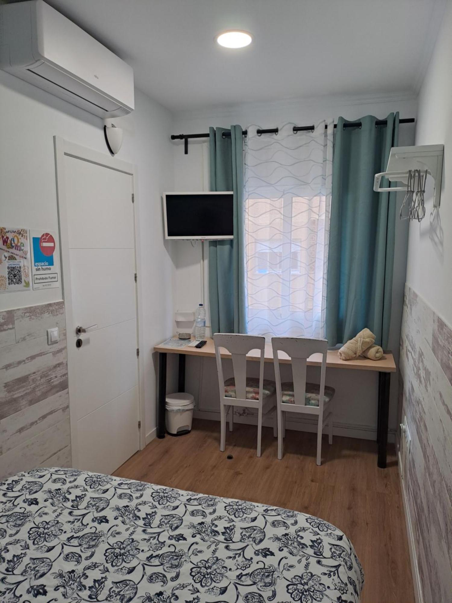Ferienwohnung Aeropuerto Barcelona -Mi Colibri El Prat de Llobregat Exterior foto